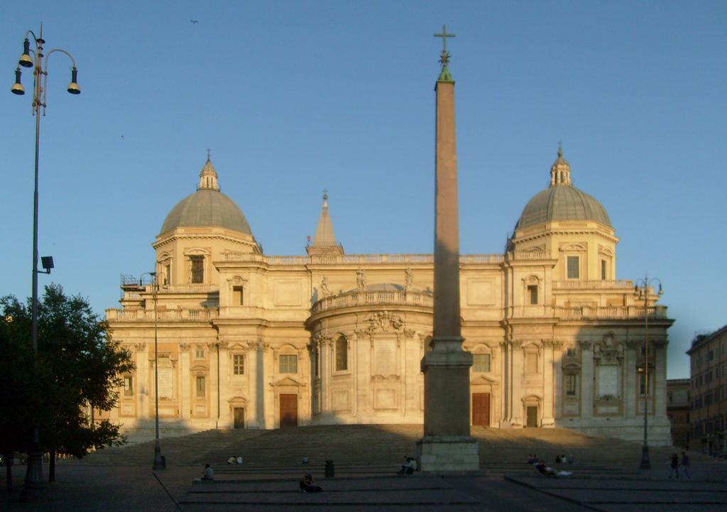 Viale Del Colosseo Bed & Breakfast Roma Exterior foto